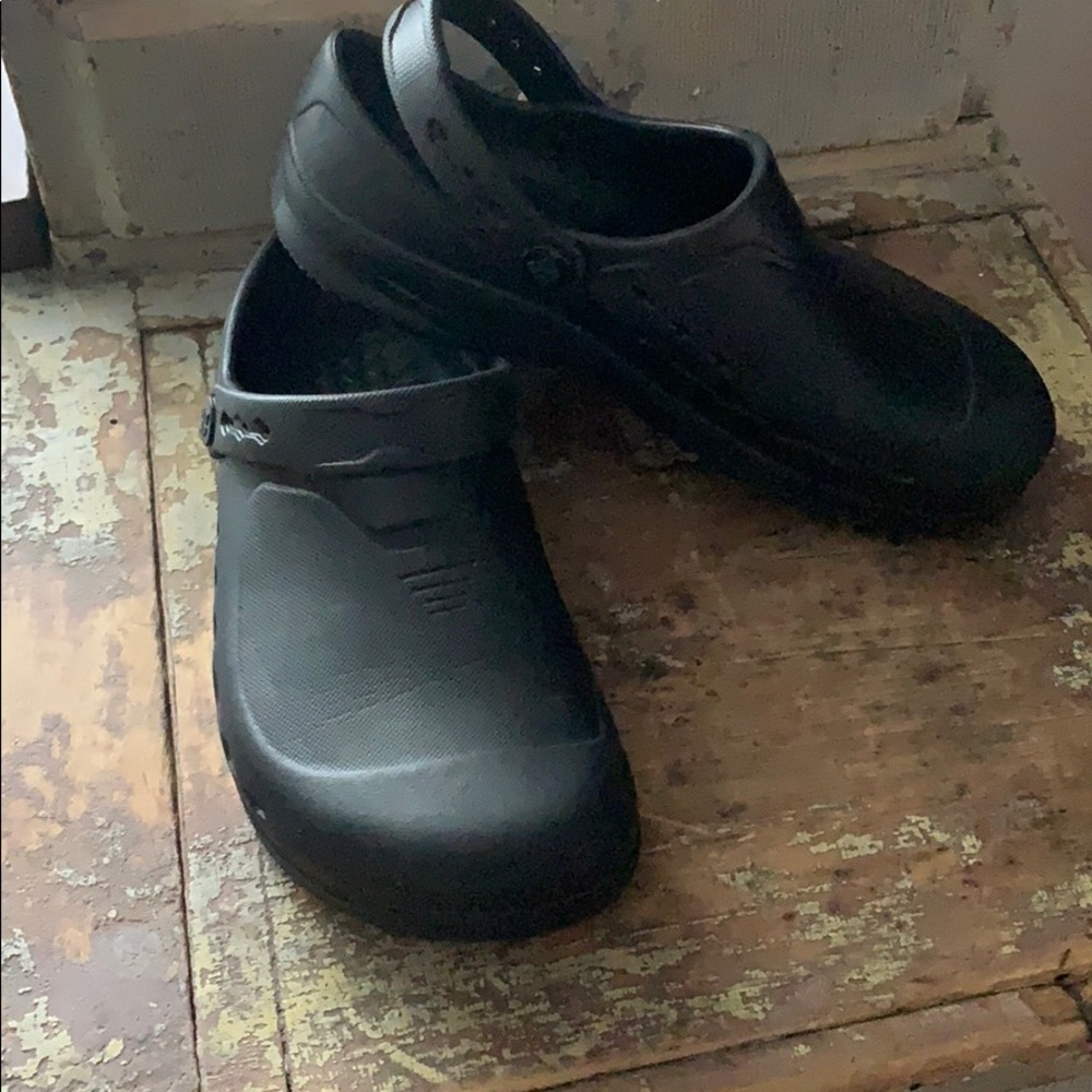 Shoes for crews clogs